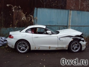 Битый автомобиль BMW Z4