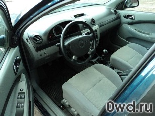 Битый автомобиль Chevrolet Lacetti