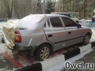 Битый автомобиль Hyundai Accent