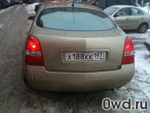 Битый автомобиль Nissan Primera