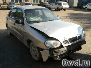 Битый автомобиль Daewoo Lanos