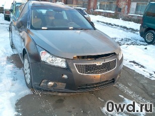 Битый автомобиль Chevrolet Cruze