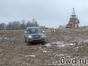 Битый автомобиль Ford Ranger