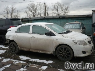 Битый автомобиль Toyota Corolla