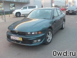 Битый автомобиль Mitsubishi Galant