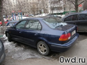 Битый автомобиль Honda Civic Ferio