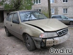 Битый автомобиль Daewoo Nexia