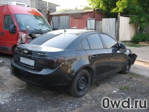 Битый автомобиль Chevrolet Cruze