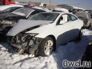 Битый автомобиль Renault Laguna