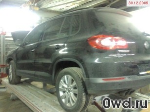 Битый автомобиль Volkswagen Tiguan