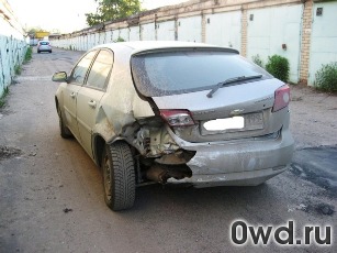 Битый автомобиль Chevrolet Lacetti