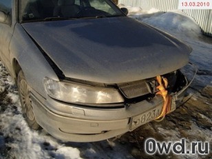 Битый автомобиль Peugeot 406