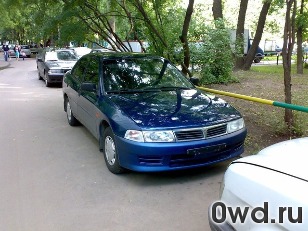 Битый автомобиль Mitsubishi Lancer