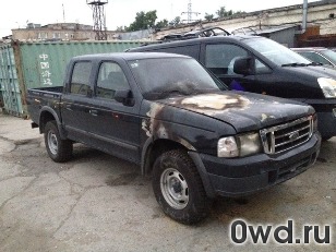 Битый автомобиль Ford Ranger