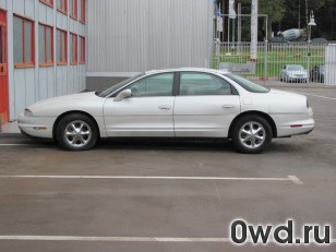 Битый автомобиль Oldsmobile Aurora