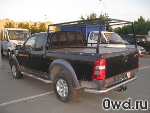 Битый автомобиль Ford Ranger