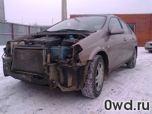 Битый автомобиль Nissan Primera