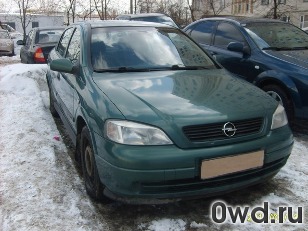 Битый автомобиль Opel Astra