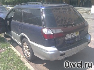Битый автомобиль Subaru Outback