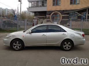 Битый автомобиль Toyota Camry