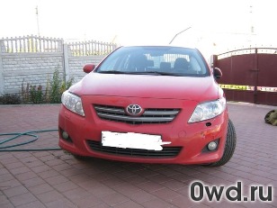 Битый автомобиль Toyota Corolla