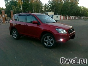 Битый автомобиль Toyota RAV4