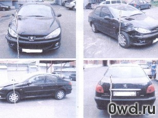 Битый автомобиль Peugeot 206