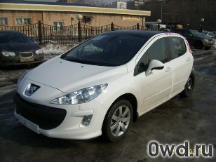 Битый автомобиль Peugeot 308