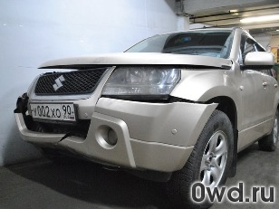 Битый автомобиль Suzuki Grand Vitara