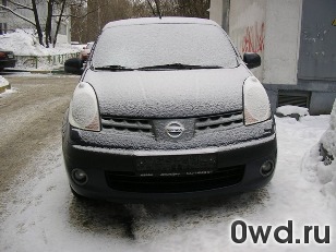 Битый автомобиль Nissan Note