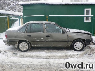 Битый автомобиль Daewoo Nexia