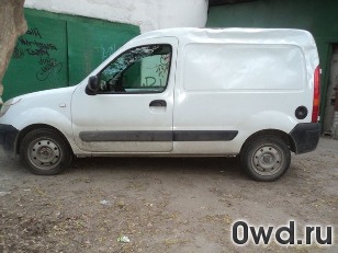 Битый автомобиль Renault Kangoo