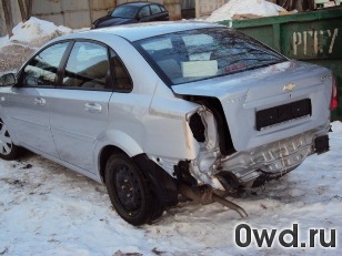 Битый автомобиль Chevrolet Lacetti