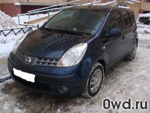 Битый автомобиль Nissan Note