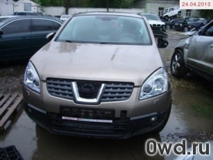 Битый автомобиль Nissan Qashqai