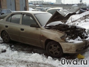 Битый автомобиль Hyundai Accent