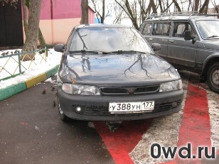 Битый автомобиль Mitsubishi Lancer