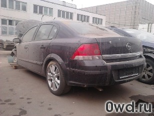 Битый автомобиль Opel Astra