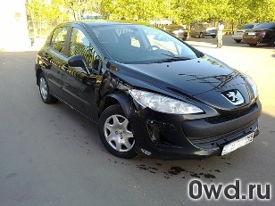 Битый автомобиль Peugeot 308