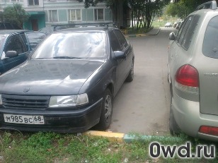 Битый автомобиль Opel Vectra