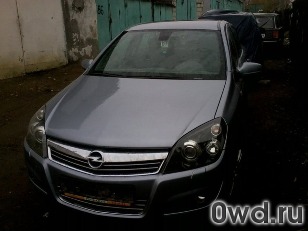 Битый автомобиль Opel Astra