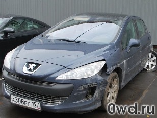 Битый автомобиль Peugeot 308