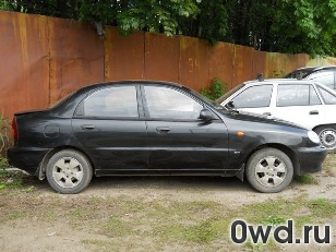 Битый автомобиль Chevrolet Lanos