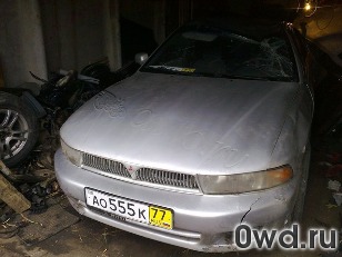 Битый автомобиль Mitsubishi Galant