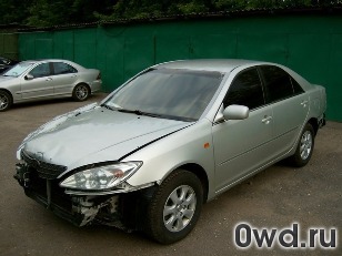 Битый автомобиль Toyota Camry