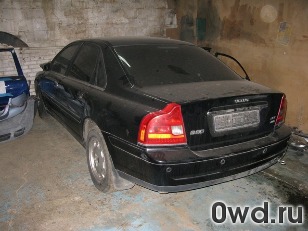 Битый автомобиль Volvo S80