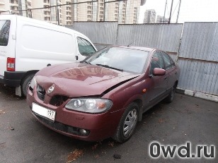 Битый автомобиль Nissan Almera