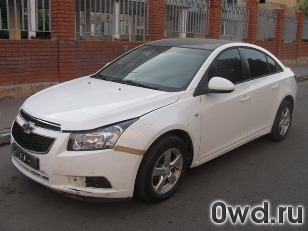 Битый автомобиль Chevrolet Cruze