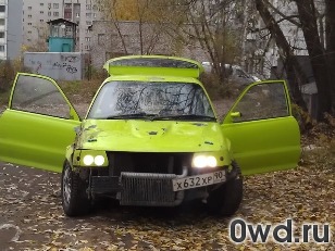 Битый автомобиль Toyota Starlet