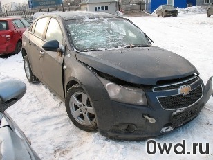 Битый автомобиль Chevrolet Cruze